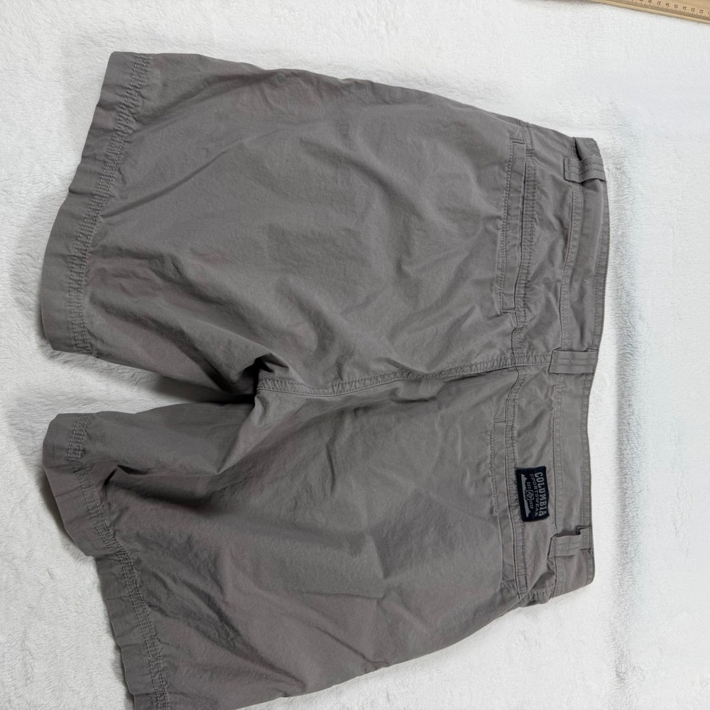 Columbia Sportswear Shorts Mens 34 Gray Excellent Utility Hiking 8in Inseam - Picture 4 of 7